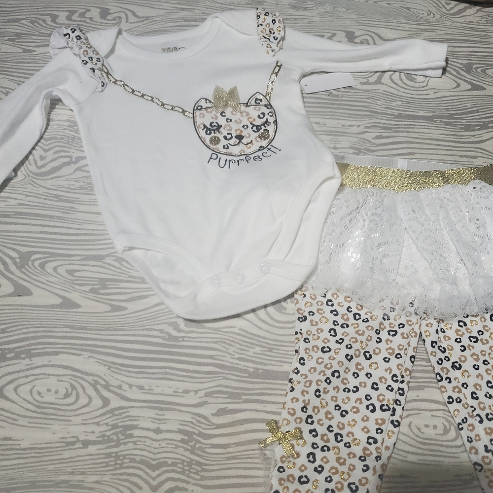 Baby Girl's Outfit